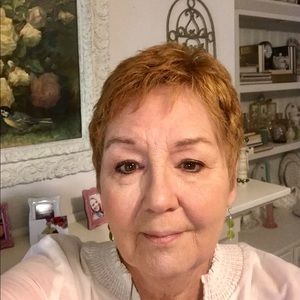 Meet your Posher, Sharon